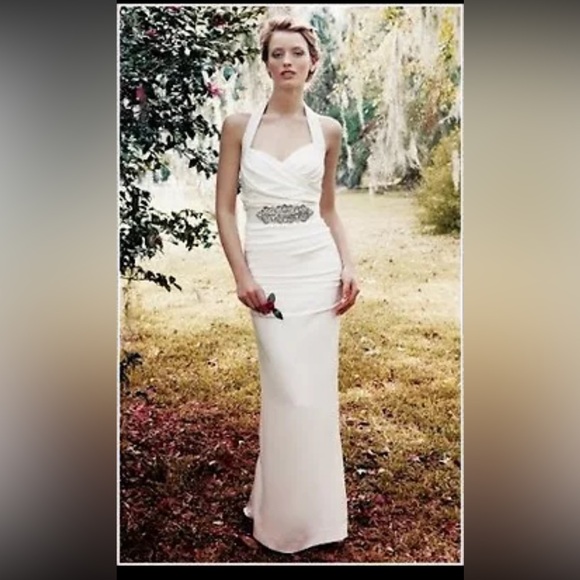 NICOLE MILLER BRIDAL
WEDDING GOWN FJ0019 Sz 0 NWT Retail $1200 - Picture 1 of 8